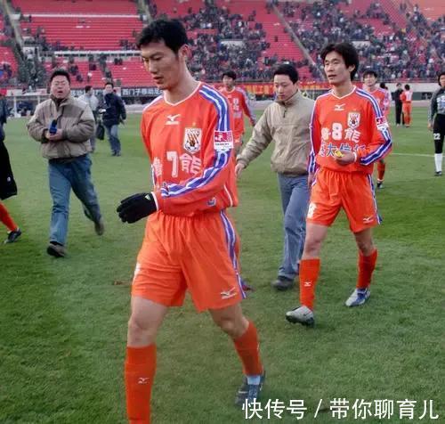 郑智|山东鲁能队史10佳内援，李金羽郑智蒿俊闵邓卓翔神仙打架，谁更牛