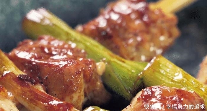 分享|用平底锅分享一款鸡肉串串,肉嫩鲜甜,焦香四溢,孩子特爱吃
