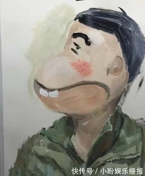 美术生们@老师亲自当模特,看到美术生们的画,网友:这是找到机会了吗?