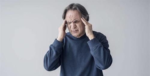  老年痴呆是可以预防的，日常做好3件事，防止大脑“老化”