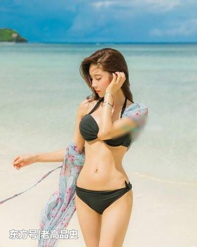 时尚的比基尼小姐姐,塑造修长漂亮的腿型,彰显帅气时尚魅力