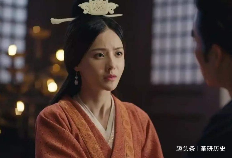 男子|她是3国的王后,9个男子因她而亡,50岁还能遇到真爱