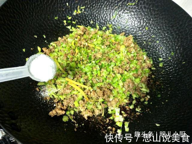 儿子天天嚷着吃这菜，常吃身体壮脑瓜灵，太香了，冬天吃最棒