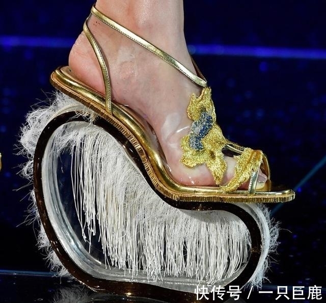 鞋底|鞋底养鱼成现实,行走的艺术,网友:我就好奇穿上怎么走路!