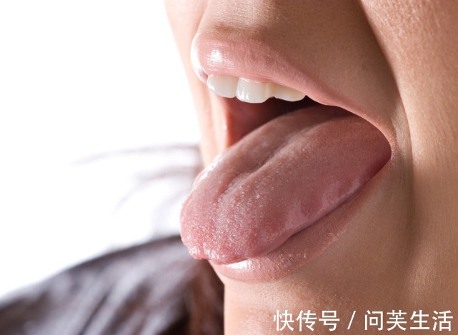 调理|身体湿气大,如何调理用这两种“草”泡水喝,越喝身体湿气越少