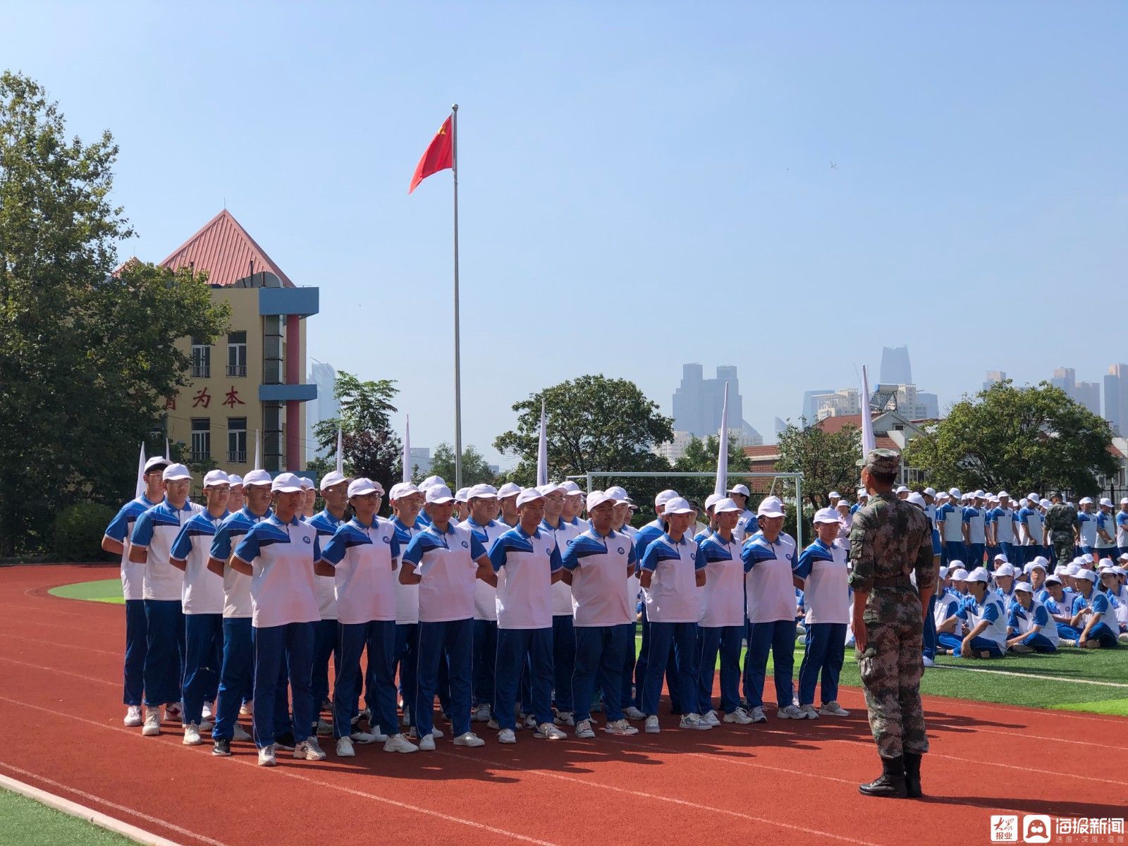 教官|七天变化！青岛电子学校669名高一新生军训闭营请检阅！