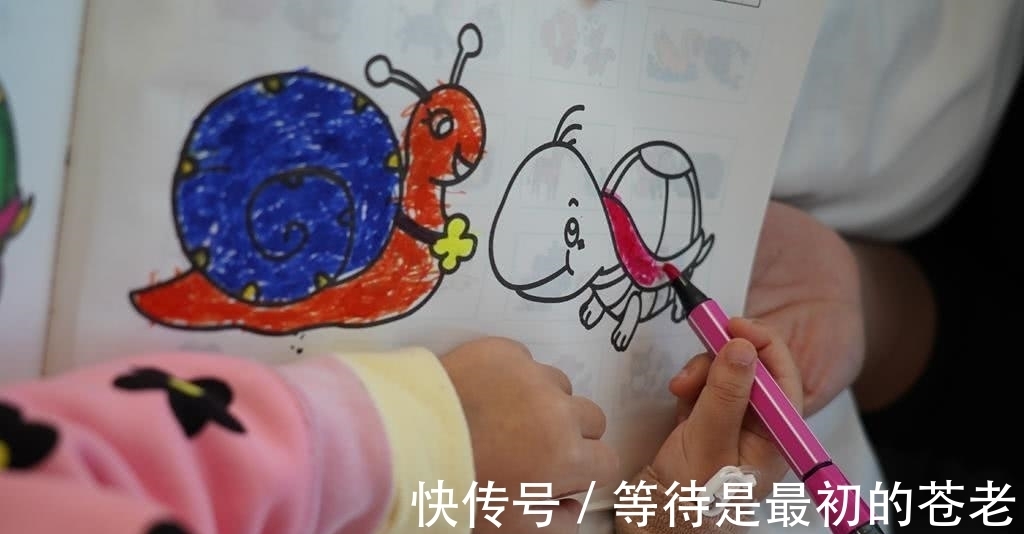 吓坏|“妈妈再让我吃一口吧”四岁女孩吃大半饭缸土豆丝,吓坏妈妈