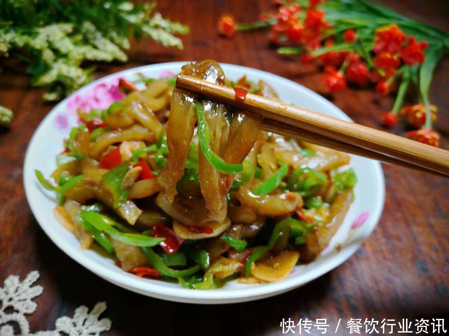 这菜是肠道清洁工,三天两头吃一次给身体做个大扫除,便宜又鲜美