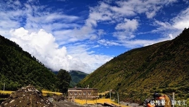 景点|中国最独特的县城建在海拔3千米的悬崖边，还是川藏线必经之路