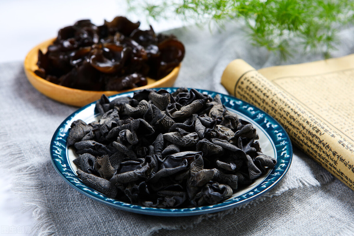 若是宅家少出门,备下6样干货,营养好储藏,一周的菜品就有了