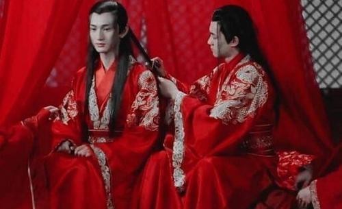 皇帝|不要太拿自己当回事!宠臣自不量力管皇帝家事,最终被折磨而死