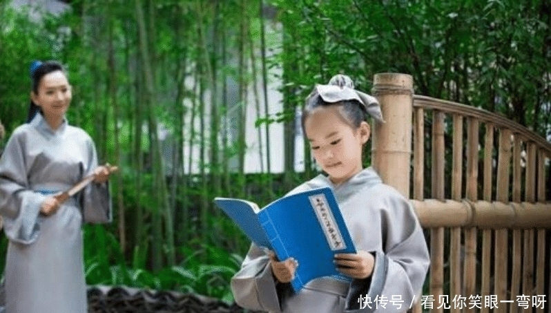 小姑娘|“爸,请用古诗骂我”,从小被诗词养大的娃娃,人生不要太出色