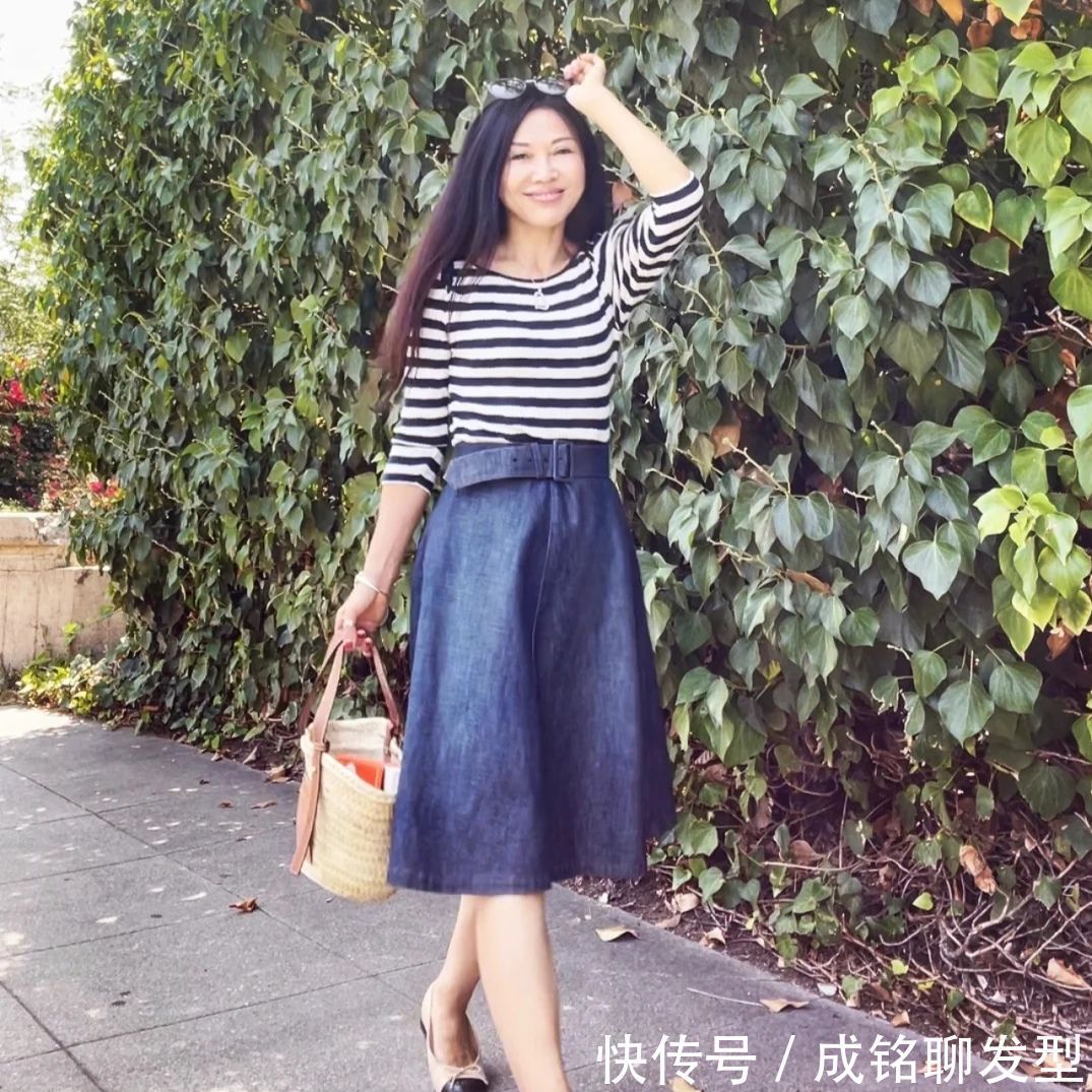 无龄感|女人会穿必然与众不同,52岁博主优雅大气的穿搭,美得别有韵味