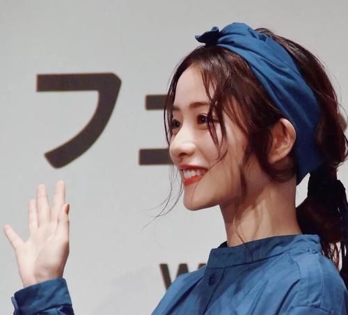 口红与肤色匹配表：选对口红色号，显白还招桃花，别再买错了！