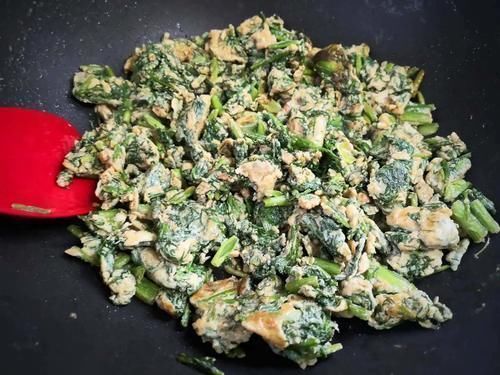 湿气最怕的菜就是它，隔天炒一盘，开胃下饭，湿气不见了，减轻体重