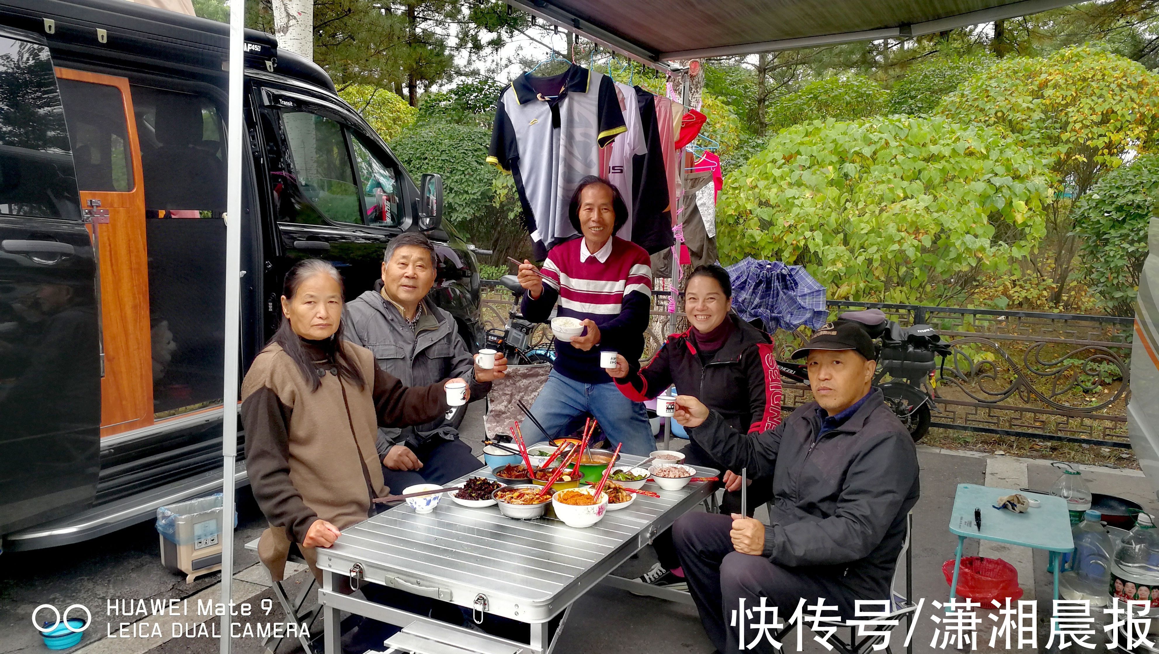 袁立山|湖南老夫妻开房车旅居全国，想开到88岁，“和她慢慢变老”