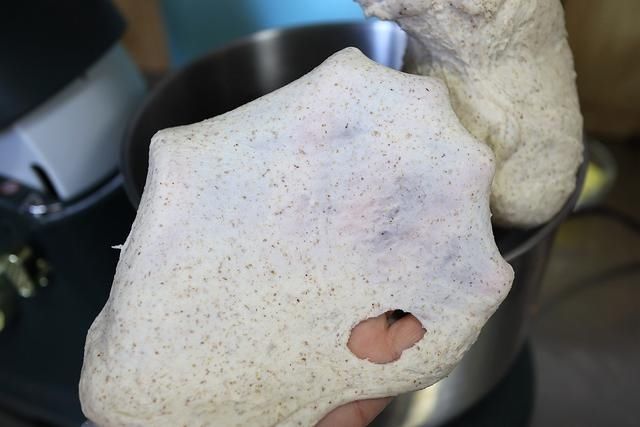 用波兰种做的黑全麦吐司,放3天都柔软,越吃越香,真材实料