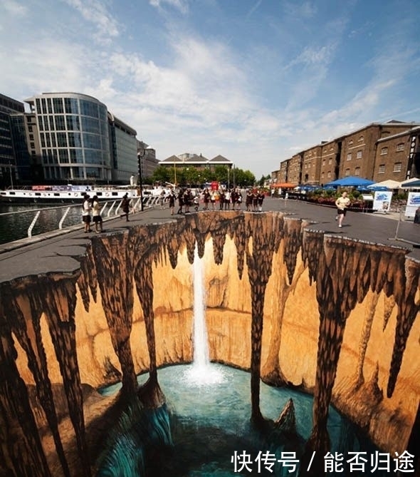 粉笔|这十张街头3D粉笔艺术画,让你大开眼界!