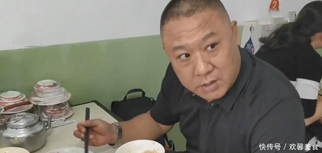 最“任性”餐馆,客人吃什么老板说了算,20年没人见过菜单