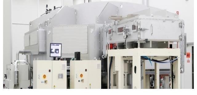 背光层|日本蒸镀机,从一台7亿需排队购买,到中国量产供应