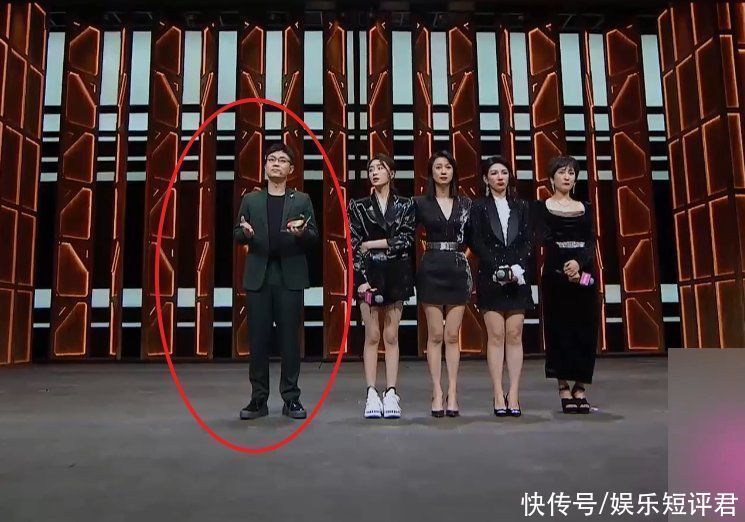 郭敬明|郭敬明被尔冬升“怼”哭,赵薇在圆场,谁留意大鹏?活该被骂