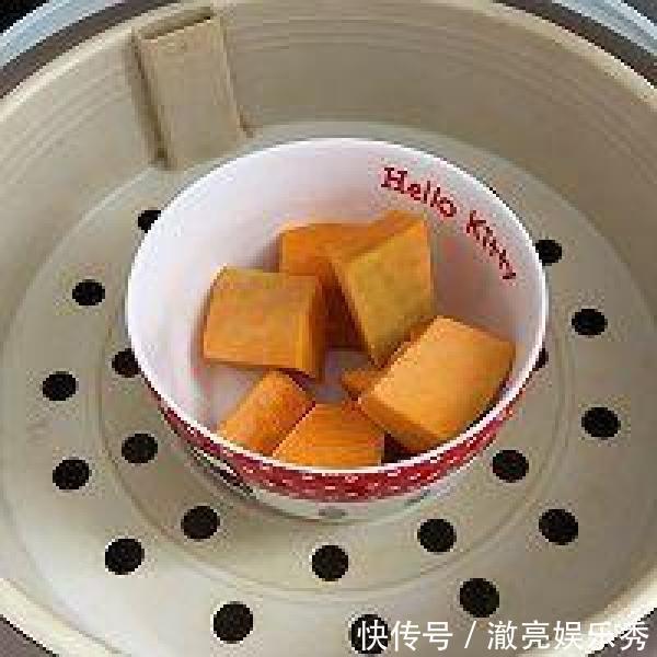 搅拌均匀|90宝妈们都做过的宝宝辅食,入口即化,每次都能吃一盘