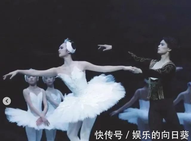 周笔畅|《中餐厅》华为二公主姚安娜比黄晓明还壮硕，被质疑享特权