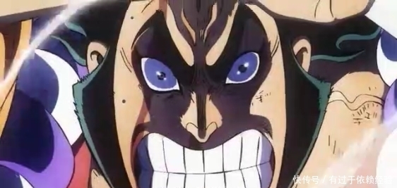 罗杰一刀劈飞光月御田，和白胡子隔空对决，霸气差点掀飞光月御田