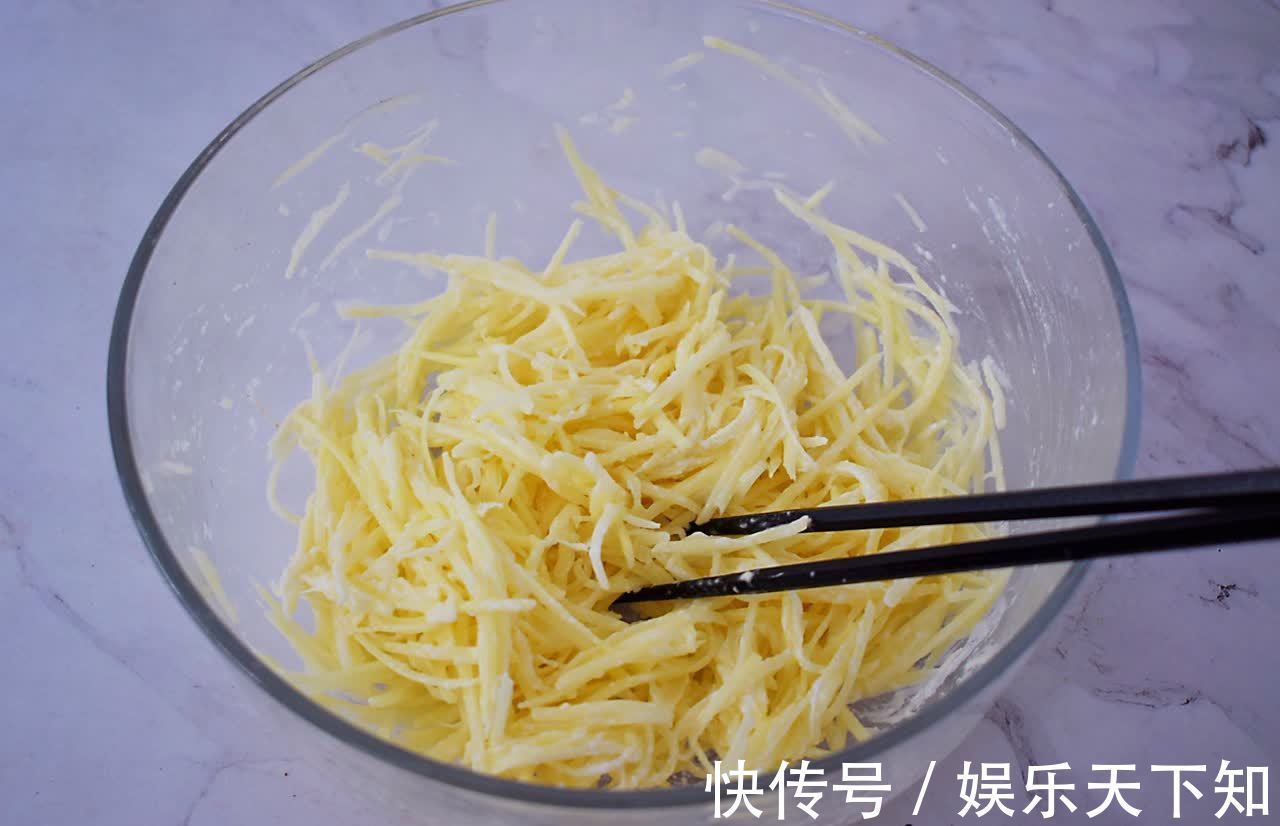 美食|早餐土豆饼,软糯美味,五分钟完成的美食