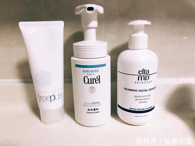 女人|上了年纪的女人,再没钱也要囤4款“大牌洁面”,洗得干净还抗老