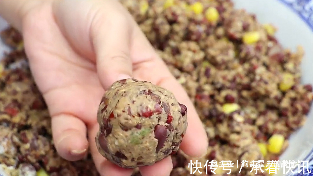 水晶|红豆不要炒豆沙了,教你一道水晶杂粮包,软糯香甜,好吃不胖