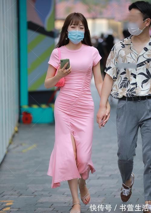 时尚|圆领开叉连衣裙,优雅又时尚,彰显气质女人魅力