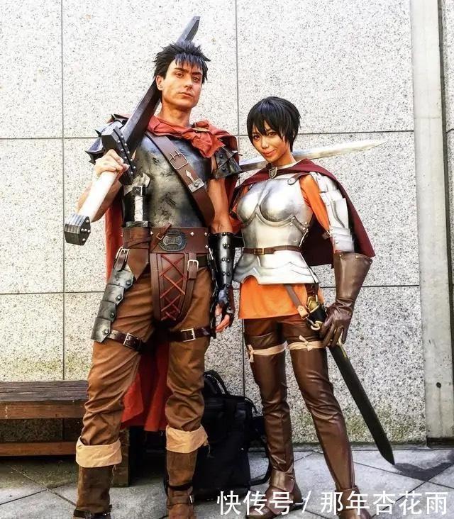 双脚|日本健身模特,健身5年拿下健美冠军,身材曲线完美,堪称尤物