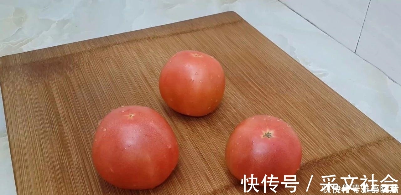 口水|早餐新吃法, 手不沾面, 做出来比鸡蛋饼营养又好吃, 边吃边流口水