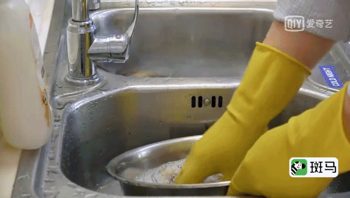 金星化身“红娘”组建相亲局！TA 们的恋爱观你认同么？