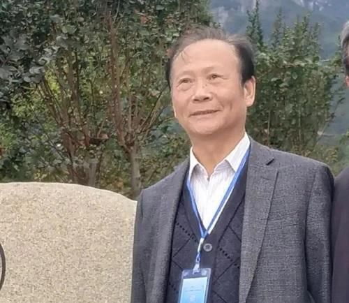 南昌$《南昌历代名胜诗词精选》出版