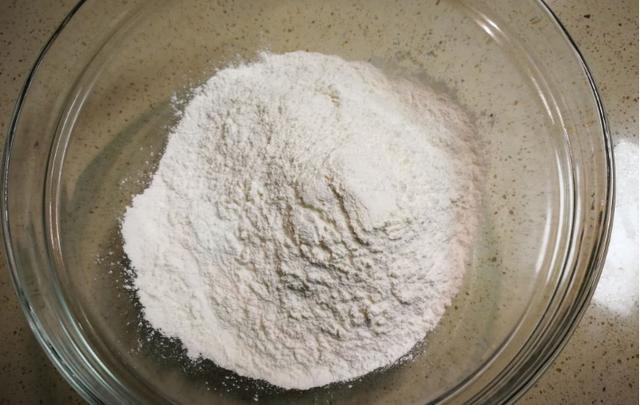 此菜被称为“妇科圣药”，隔三差五吃1次，滋润卵巢，皮肤紧致