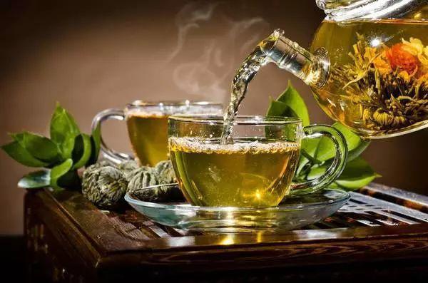 冬天|冬天別喝3種茶，或會毀腎傷胃致癌！愛喝茶的人多留意
