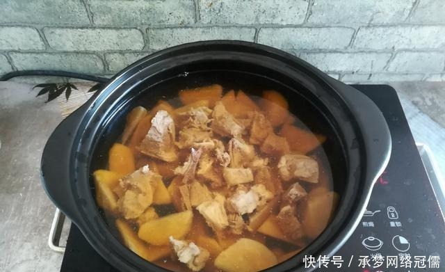 广东人常用这“树根”煲汤,一周2次,滋补养颜,睡得香气色好