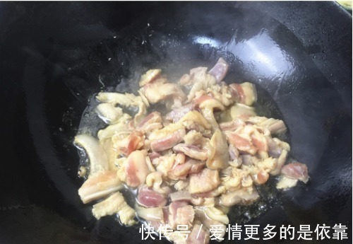 好吃|白菜最好吃的做法,不用炒,不放油,比肉还好吃,简单易做!