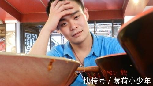 现状|卖菜哥牵走人气女嘉宾,7年后看到现状,大家再也不信牵手成功了