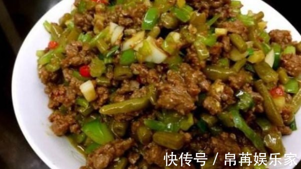 牛肉|美食推荐泡椒鸡丁炒杏仁、皮蛋娃娃菜、豆角炒牛肉、豆干回锅肉