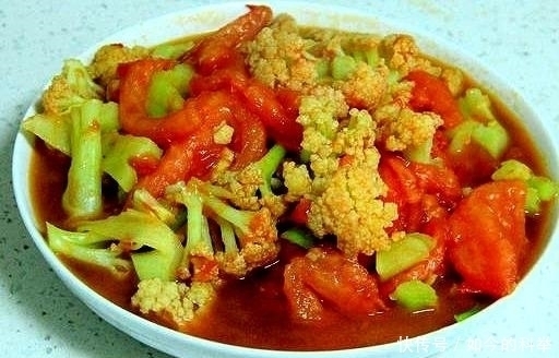  家常西红柿花菜，好吃下饭更营养，小孩子吃了以后还想吃