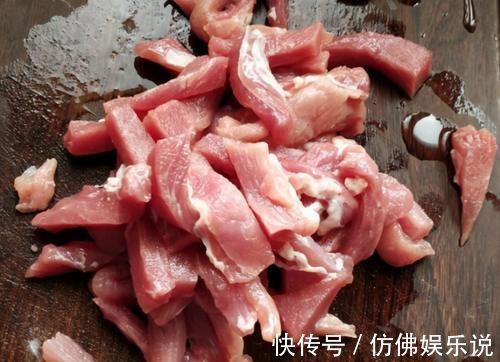 炸酥肉|炸酥肉，这3味料少一样都不行，难怪酥肉不脆嫩不好吃！
