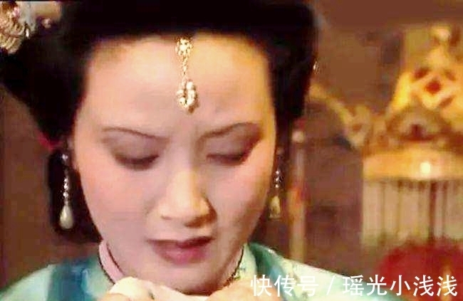 亲姑|被骗被用被抛弃，最惨莫过王熙凤！有个狠毒亲姑真是酸爽到家