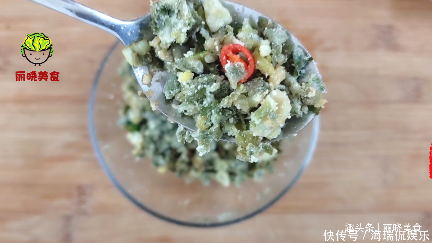 芹菜叶|芹菜叶别丢了，教你一种超美味吃法，简单好吃味道足，越吃越想吃