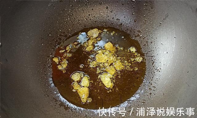 大腿|教你红烧鸡腿的家常做法，成菜软烂鲜香，做一大盘孩子们都抢着吃