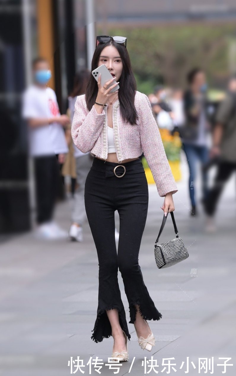 清新又随意的“棉麻”穿搭,时尚又不失质感