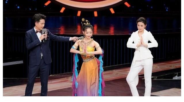 黄金100秒|央视《黄金100秒》主持人张舒越下线,杨帆迎来第4位女搭档维妮娜!