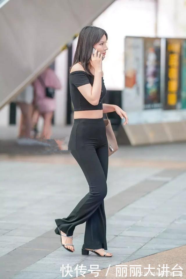 谁还没穿过小黑裤但以这样的方式出现,展现了小女人的一面!